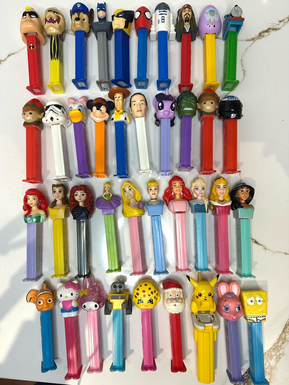 40 PEZ Dispenser Lot Disney Princess Star Wars Pokémon Hello Kitty SpongeBob